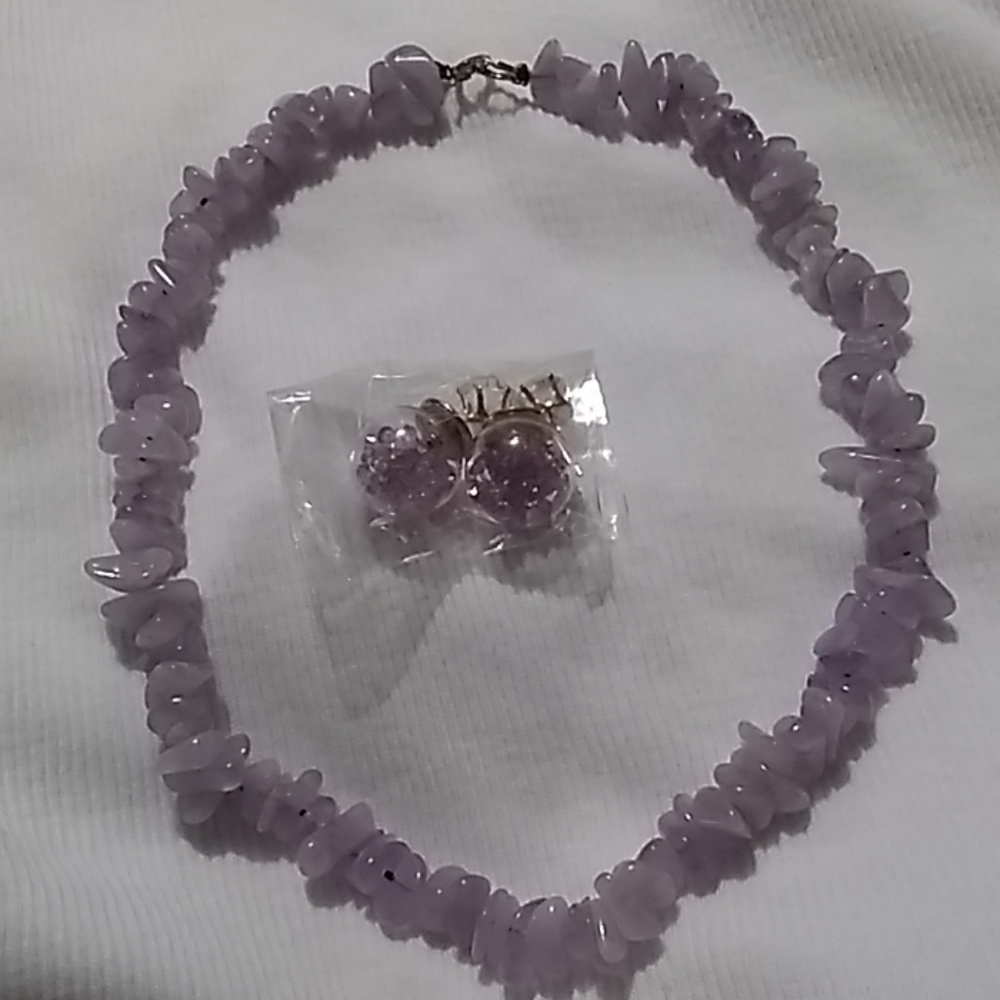 Amethyst stone necklace and glass earrings